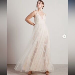 Maniju Cream Embroidered Floral mesh Maxi Dress size small